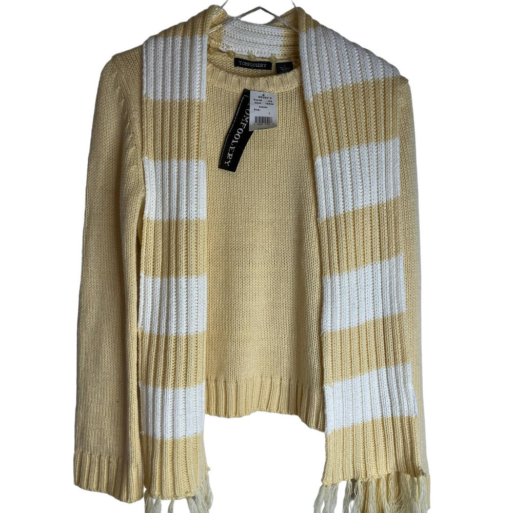 NWT Tom Foolery Pullover Sweater Removable Scarf